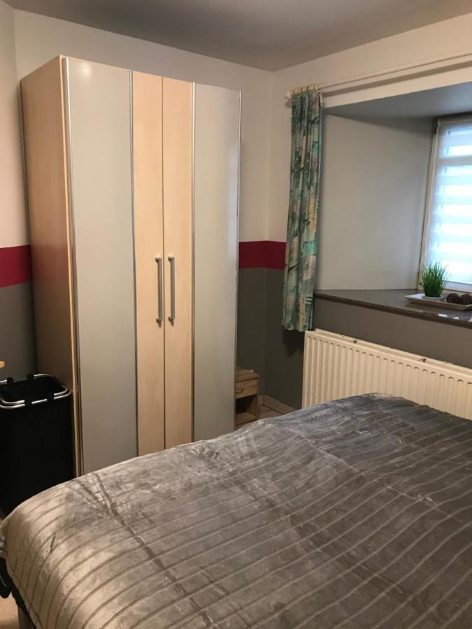 Zum Burgblick Apartman Kültér fotó
